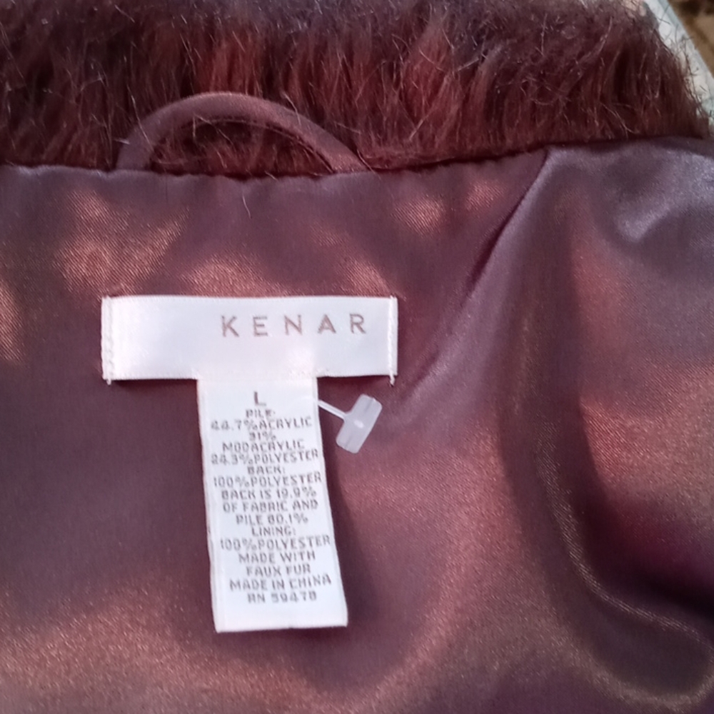Vest - Picture 4 of 5